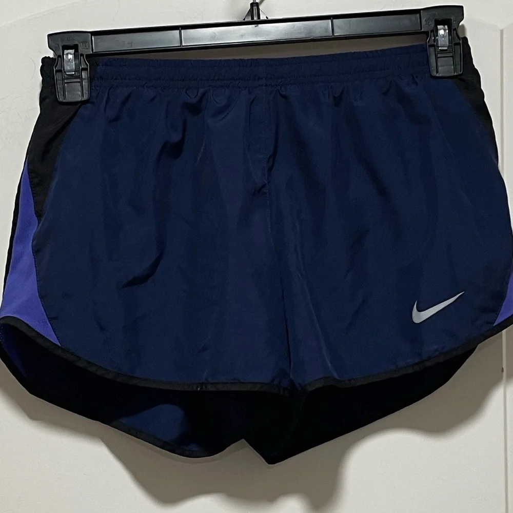 Y2K Nike Dri-Fit Womens Sz Medium 3.5” Navy Black Purple Running Athletic Shorts